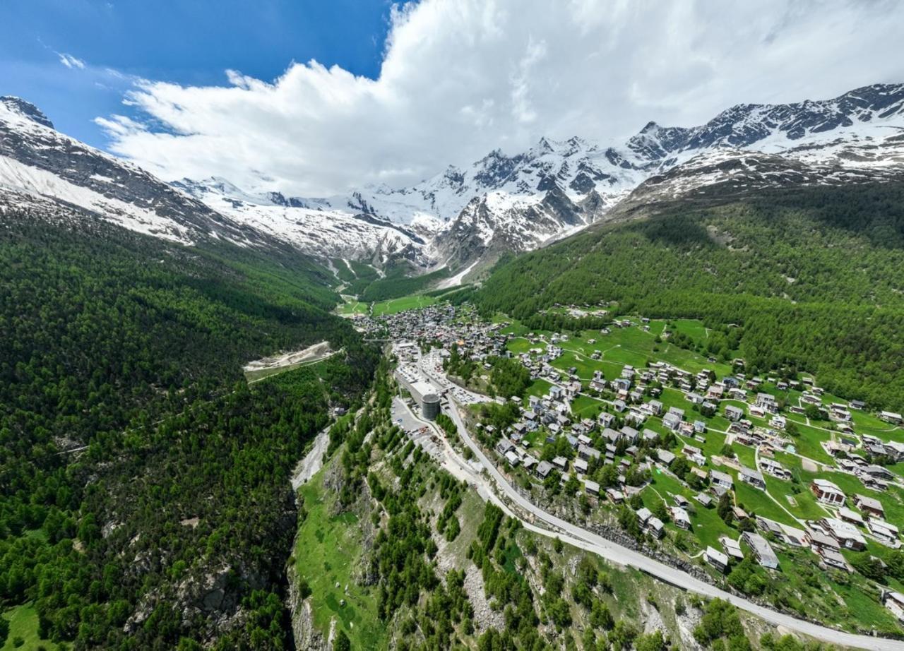 Helles, Chalet-Stil Apartment Mit Allalinblick Saas Fee Εξωτερικό φωτογραφία